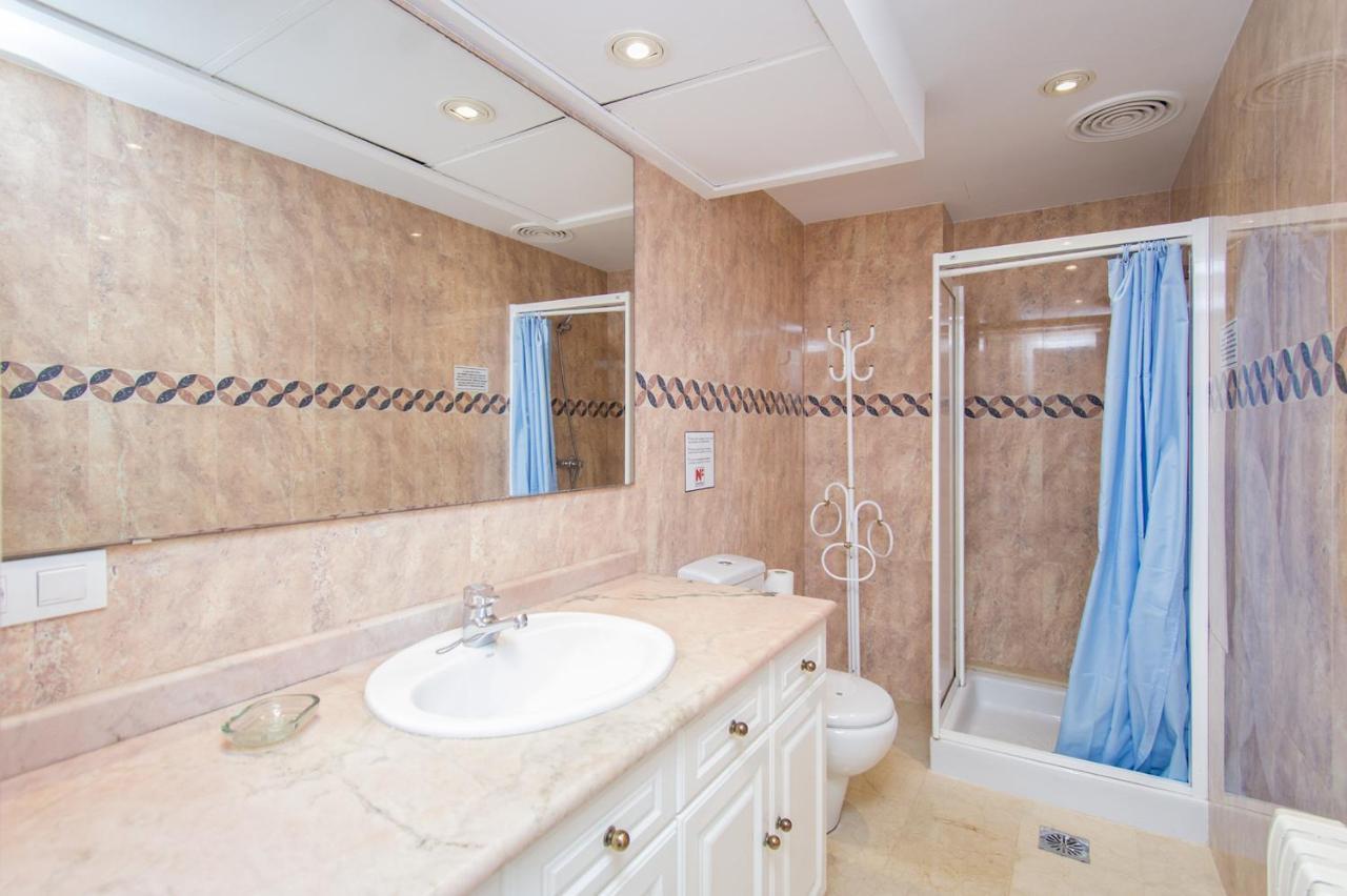 Appartement Seafront Ap Acuario